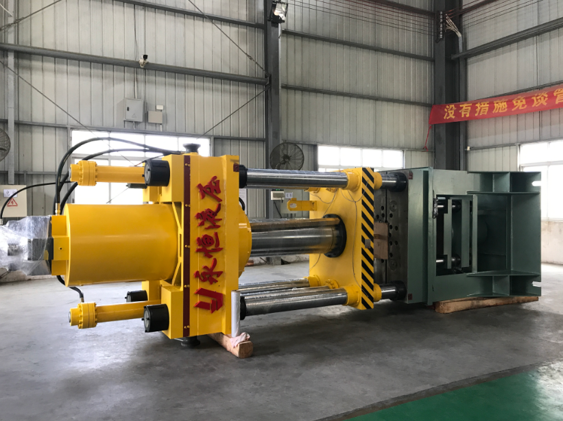 Yongheng Hydraulic Four Column Machine