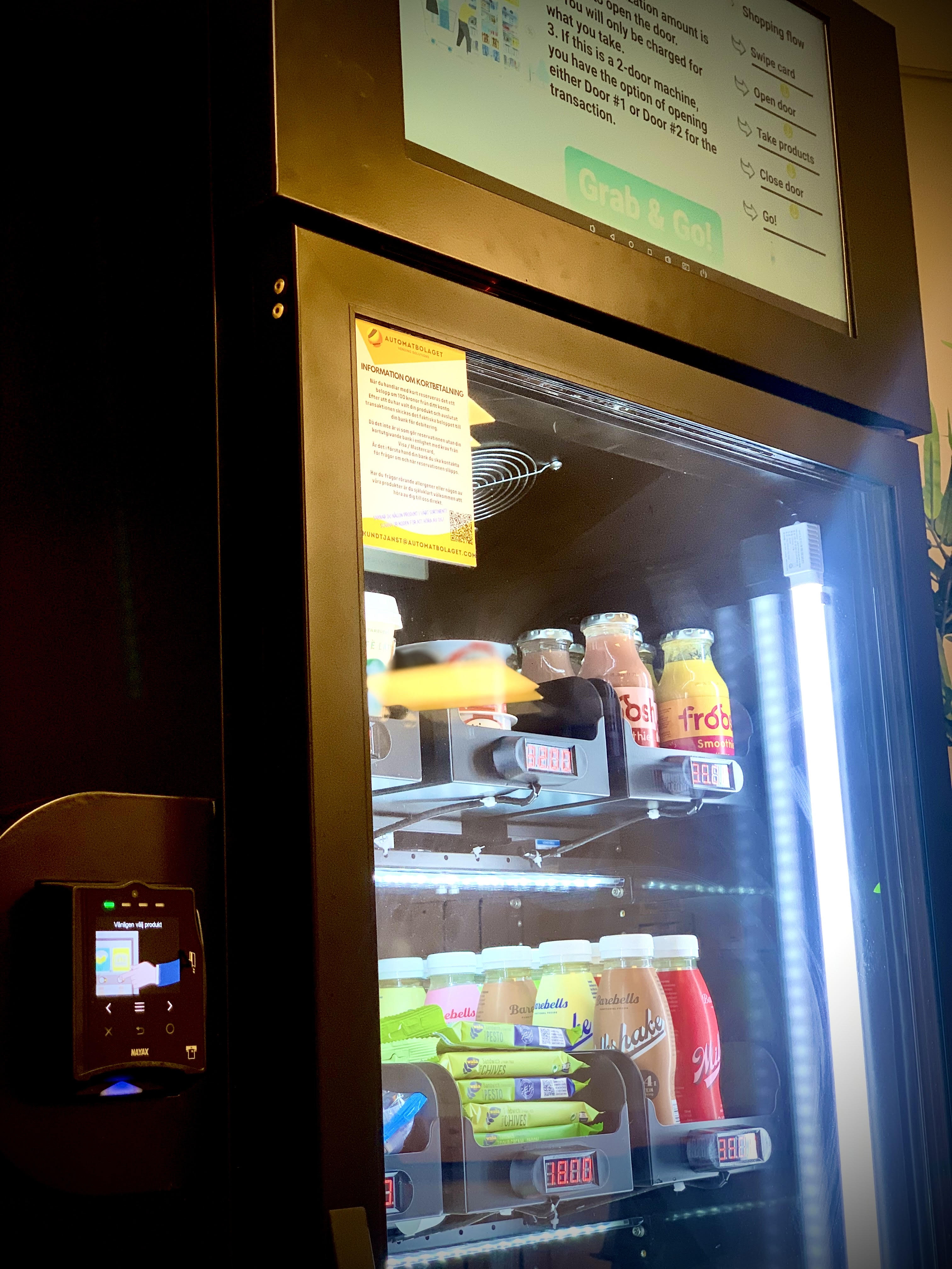 Weimi Snack and Drink Smart Vending Fridge in Sweden