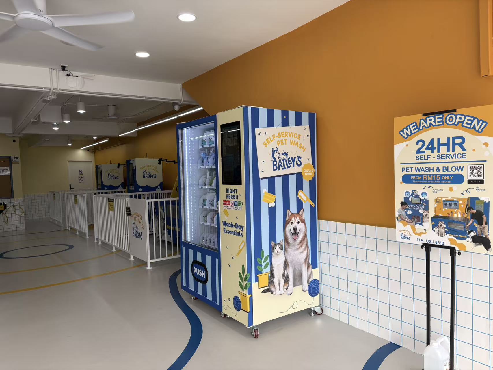 Weimi pet supplies vending machine in Malaysia