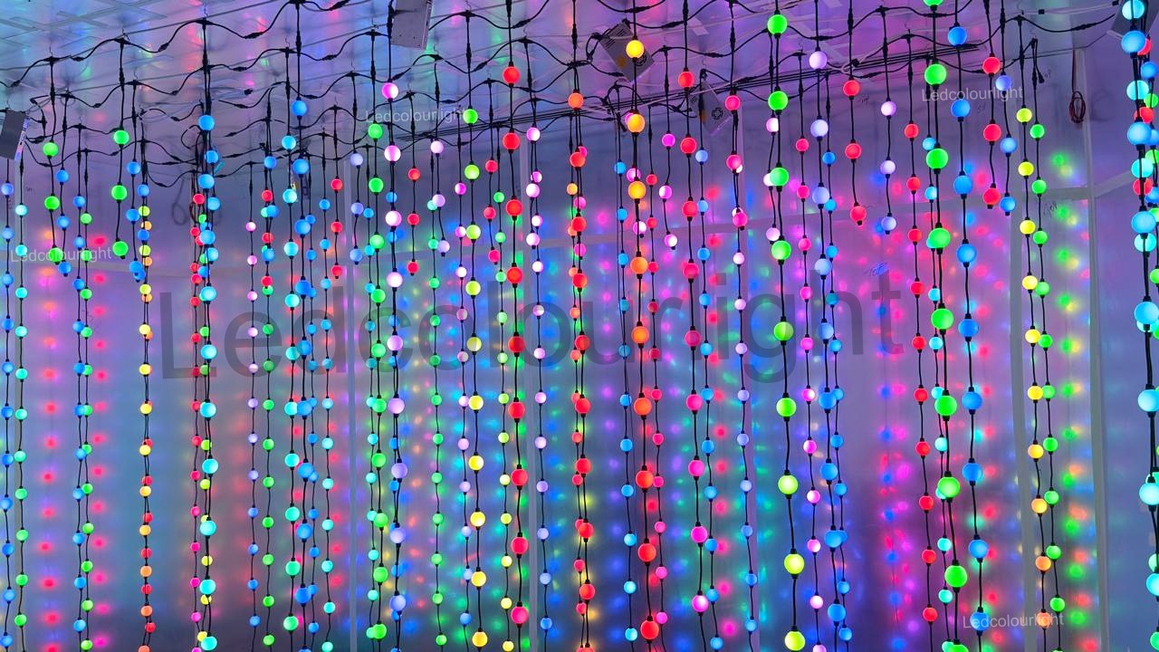 digital art installation with 50mm pixel led balls