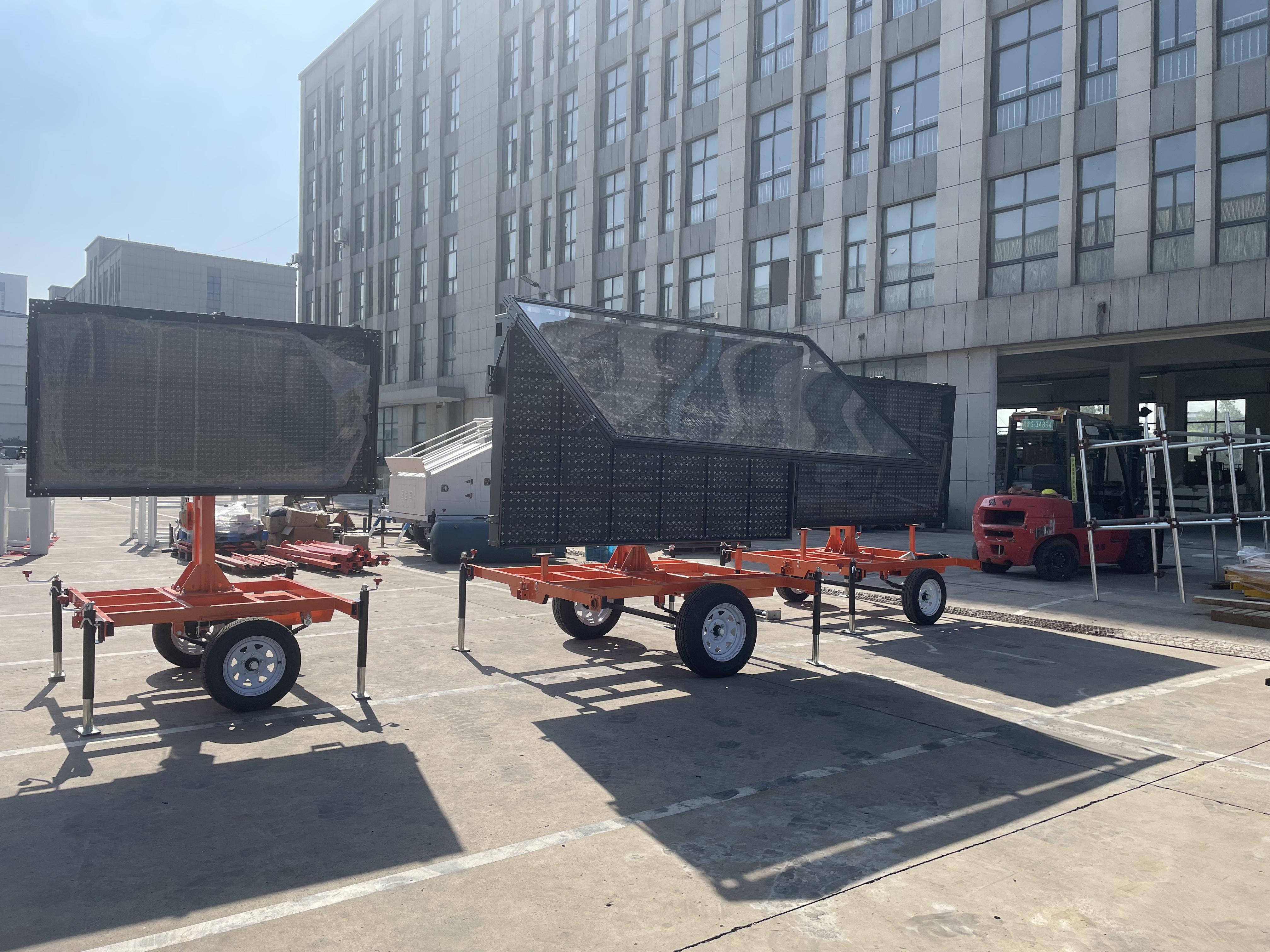 message board with trailer