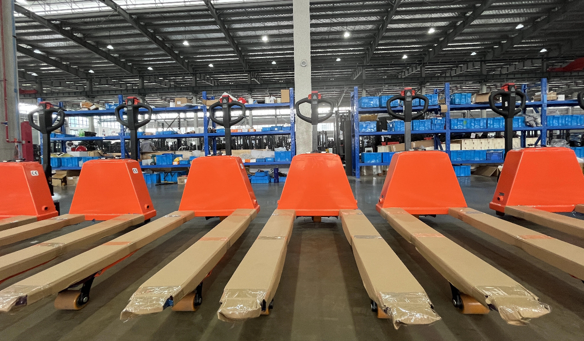 Sinolift EPT20E Orange Electric Pallet Truck – 2000kg Lithium Battery Pallet Jack with Slow Mode & PU Wheels | Warehouse Efficiency Solution