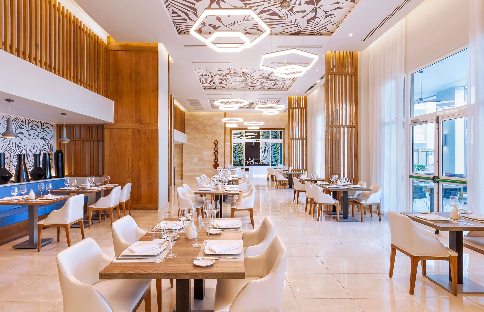 Paradisus Los Cayos lighting,bespoke lighting,modern lamp