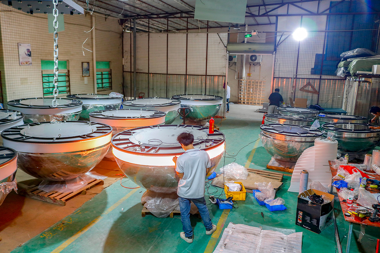 Dreams Colombo Sri Lanka,Cinnamon Life at City,Customized production of lamps