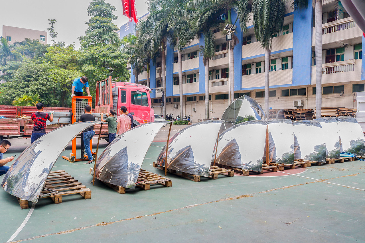 Dreams Colombo Sri Lanka,Cinnamon Life at City,Customized production of lamps