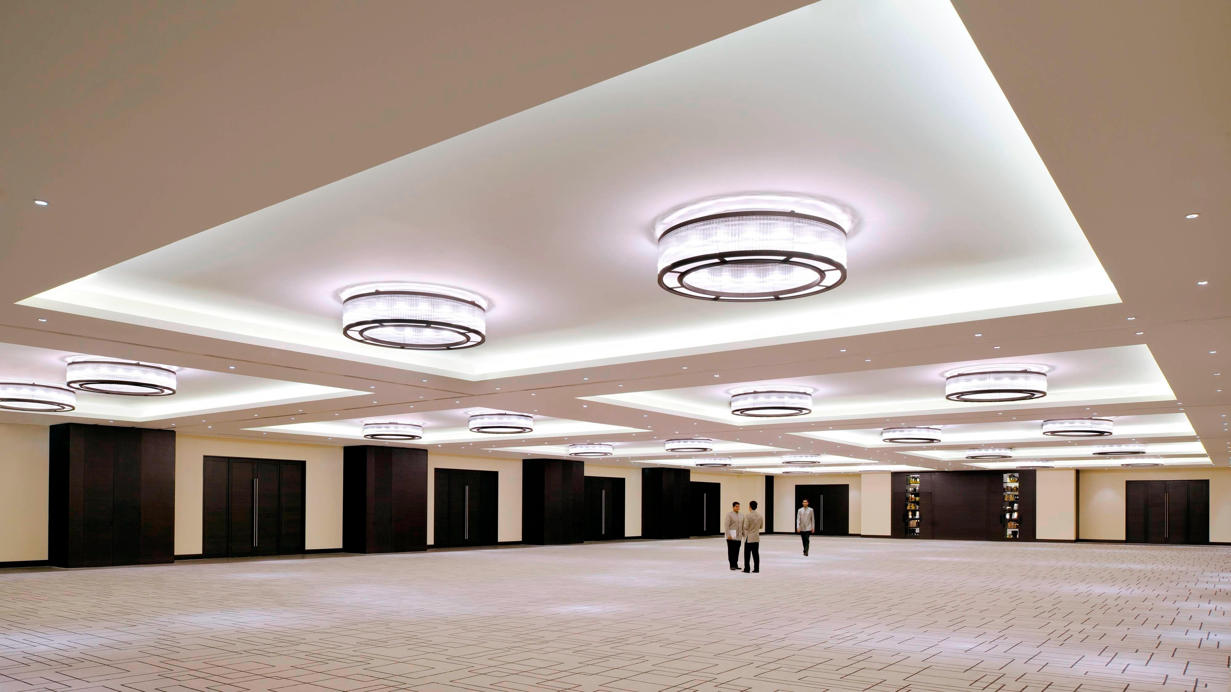 #JW hotel bespoke lighting #Hotel lighting design #lighting solutions