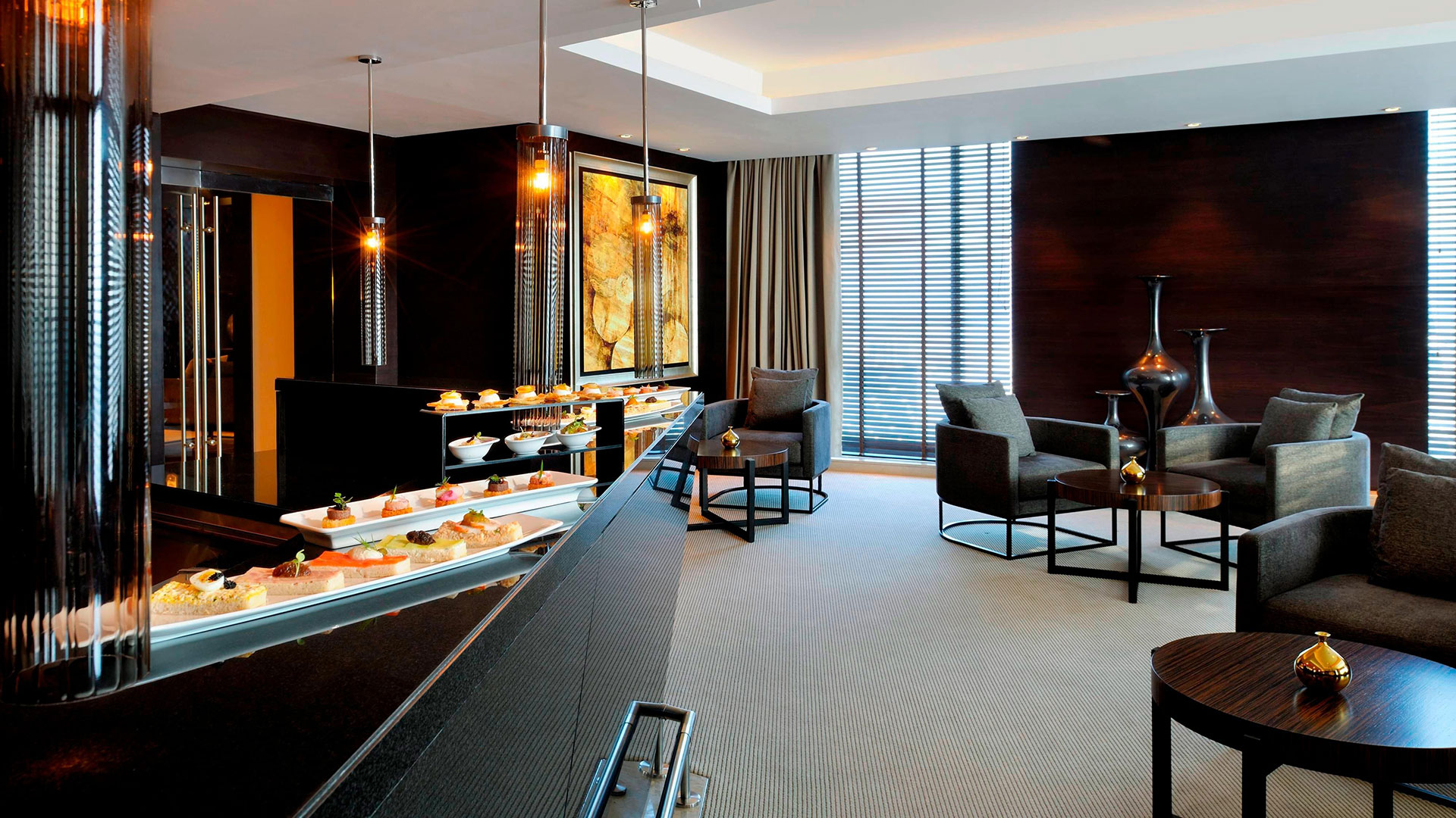 #JW hotel bespoke lighting #Hotel lighting design #lighting solutions