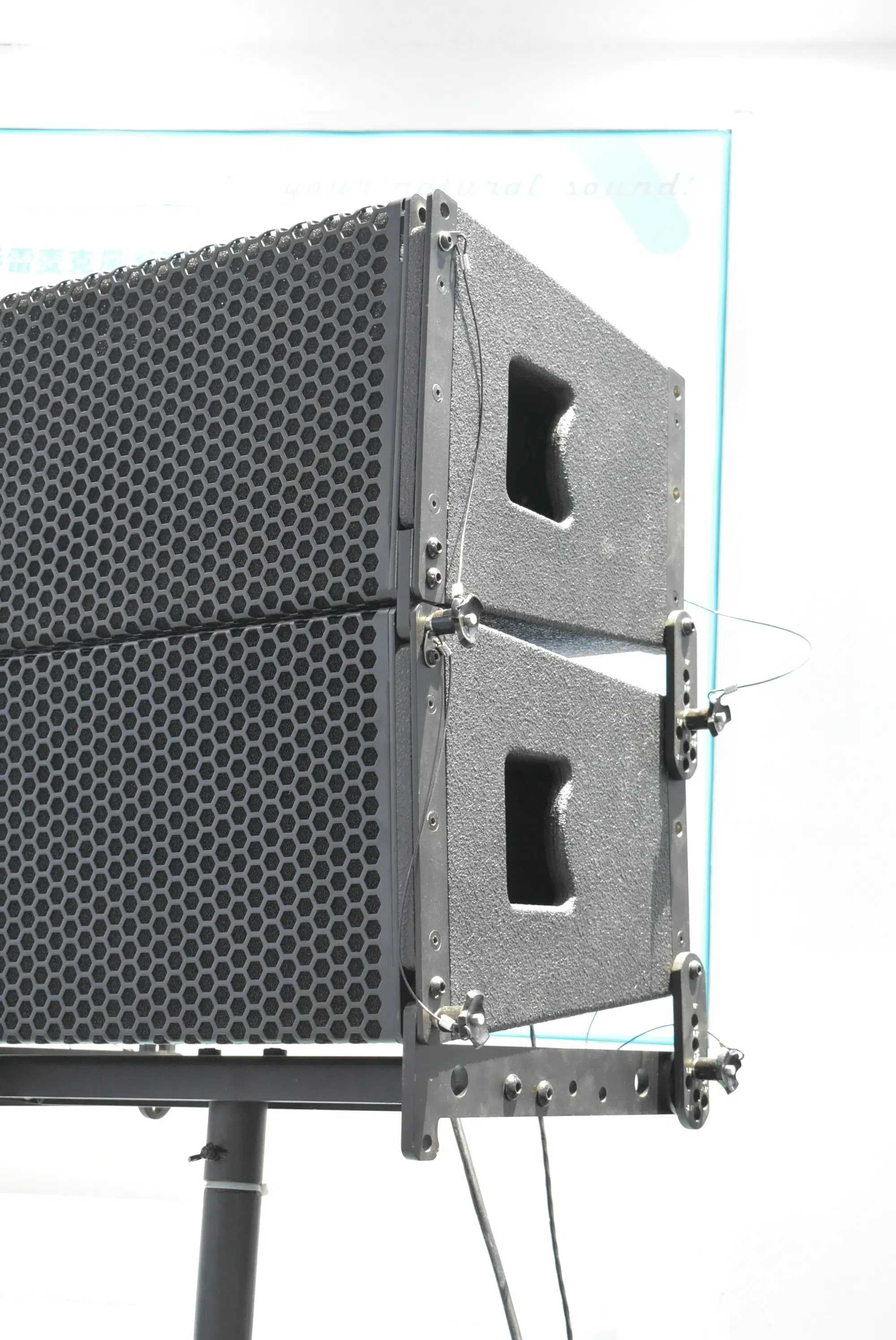 Find durable quick pins for fast and secure fastening. Shop 1/2 quick release pins for easy adjustments. Learn what audio line array quick release pins are and how they enable swift speaker setup. Contact us for high-quality fastening solutions!