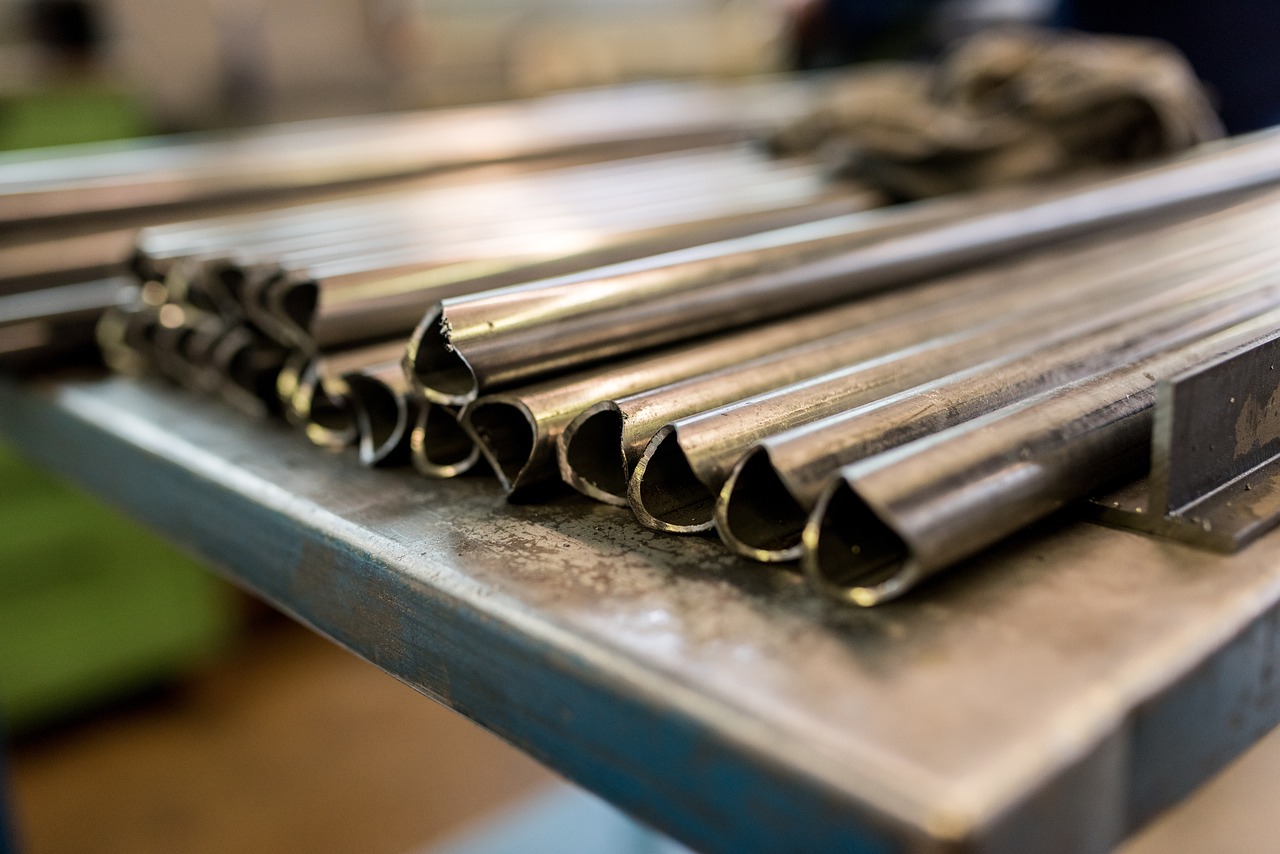 Explore does stainless steel turn green when exposed to moisture and why ball lock pin components are ideal for tough environments.