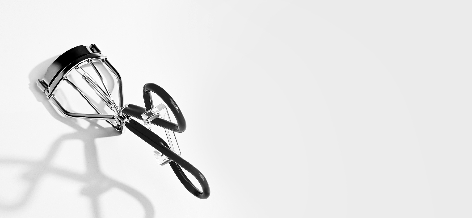 the best eyelash curler