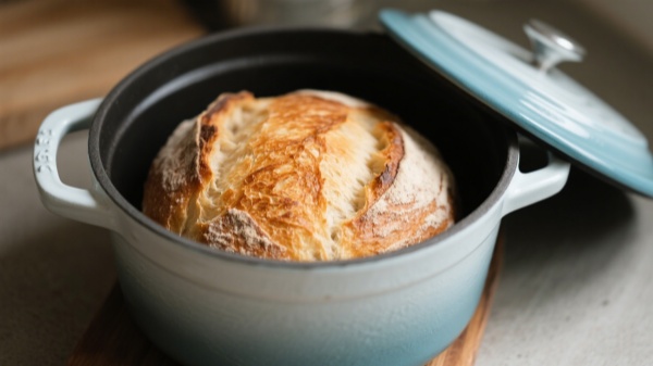 Why a Dutch Oven Behaves Like a Mini Steam Chamber Why a Dutch Oven Behaves Like a Mini Steam Chamber