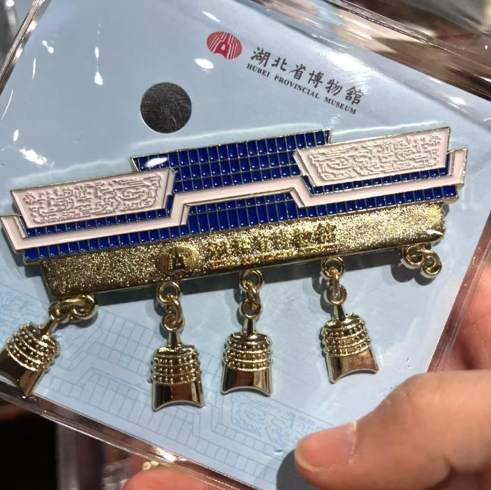 souvenir fridge magnets