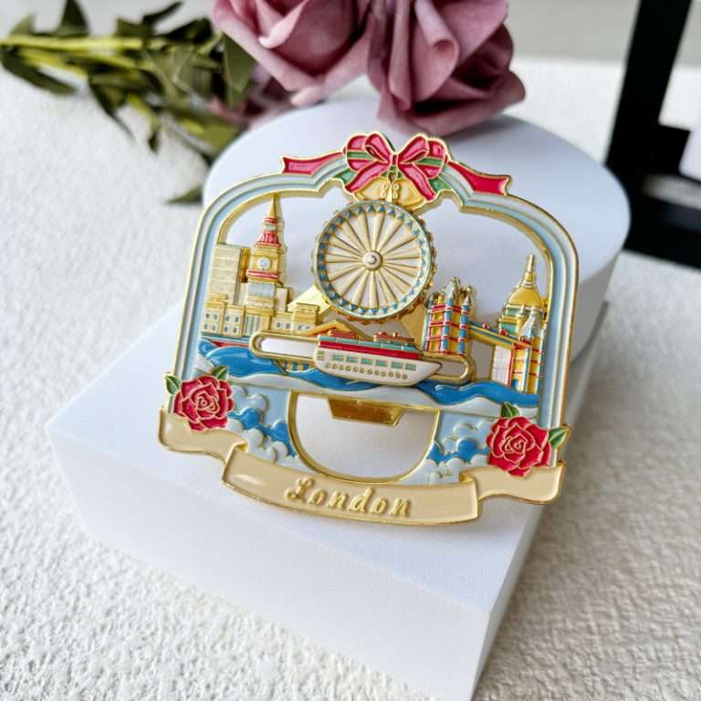 refrigerator magnet souvenir