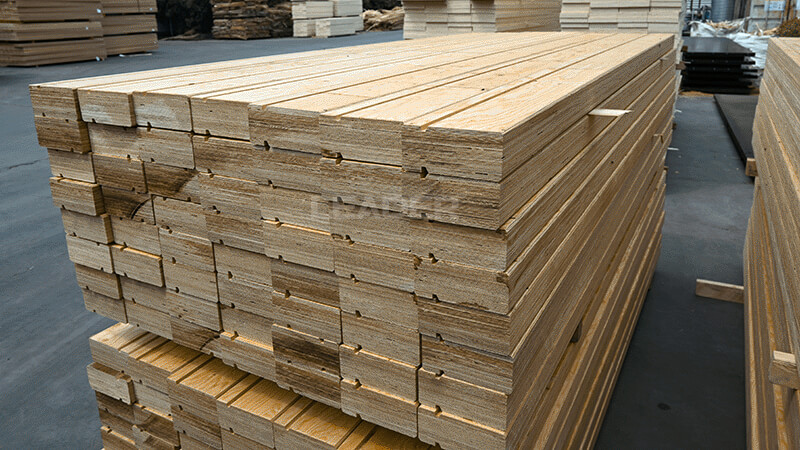 leader lvl plywood