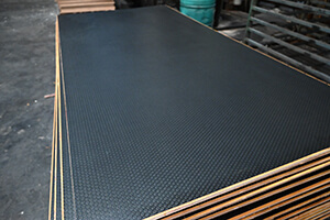 leader Wire mesh film faced plywood