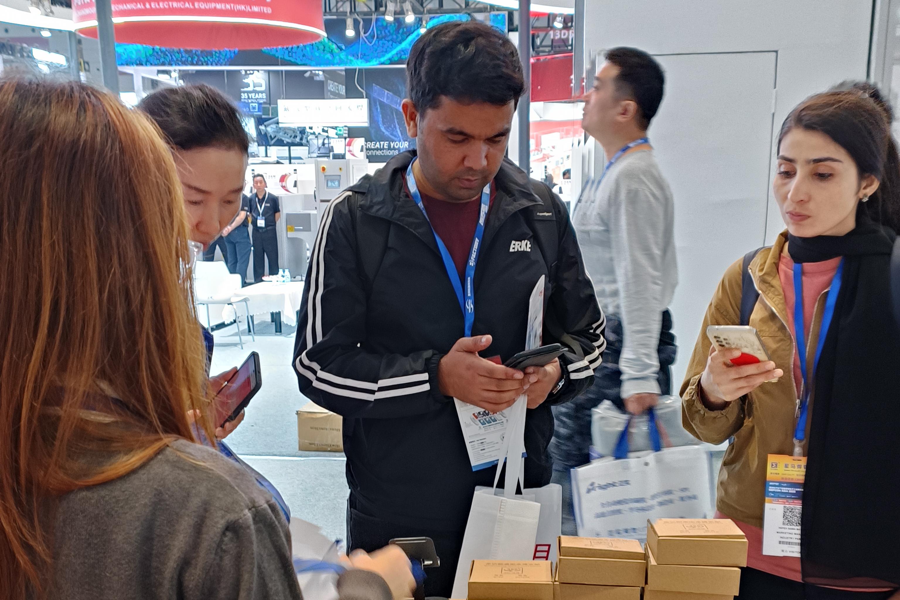 NEPCON ASIA 2025: XiaoYiChong Perfluoropolyether Grease and Lubricating Oil Capture Attention in the Electronics Industry