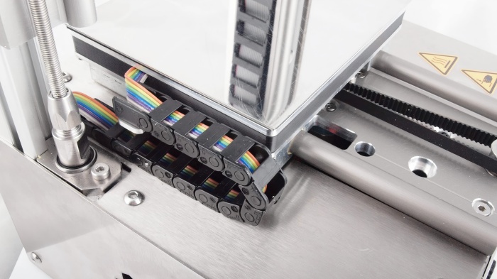 Non outgassing cable chain: Non outgassing cable chain suitable for vacuum and cleanroom environments.