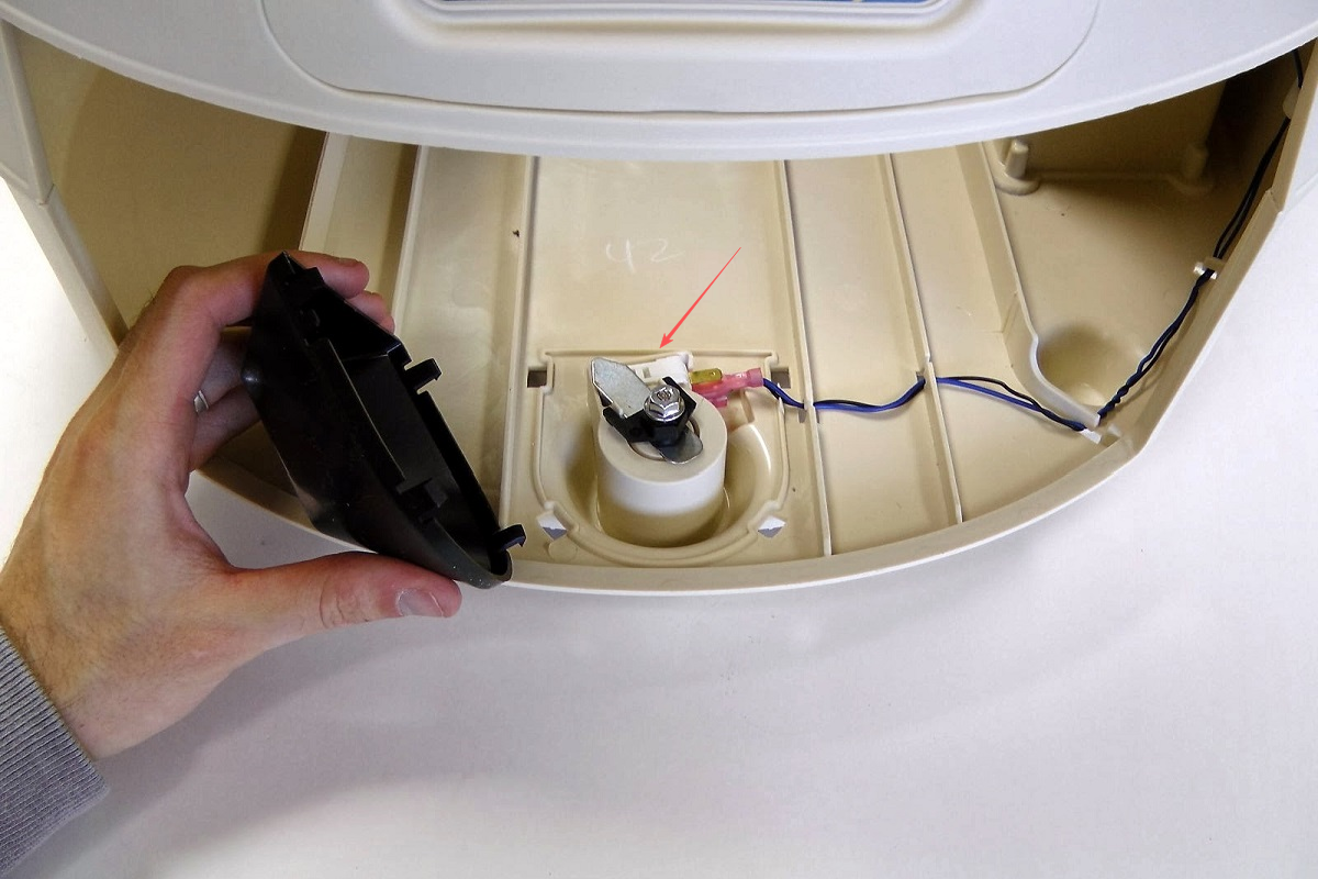 miniature micro switch in sweeping robot