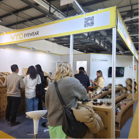 carbon-fiber-eyewear-ymo-glasses-manufacturer at MIDO Eyewear Fair