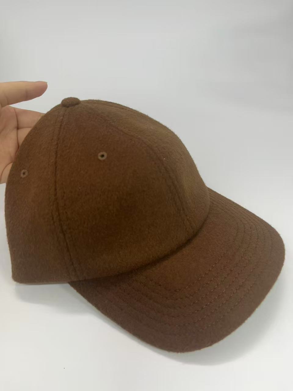 baseball cap, the material is a key factor that affects comfort, durability, and style. Whether you need a cap for daily wear, sports, or outdoor activities, picking the right material ensures you get the best experience.