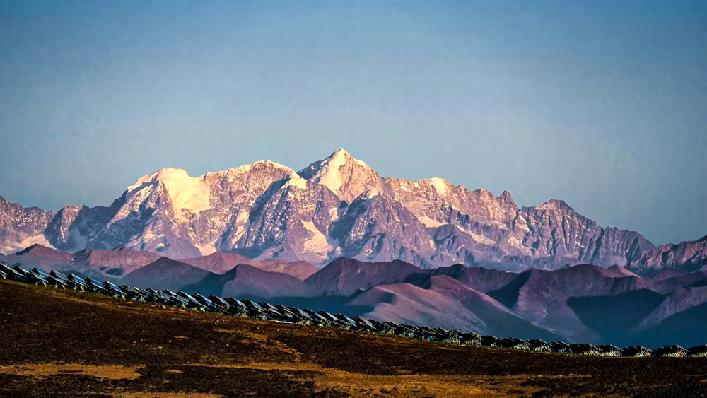 how does solar energy work