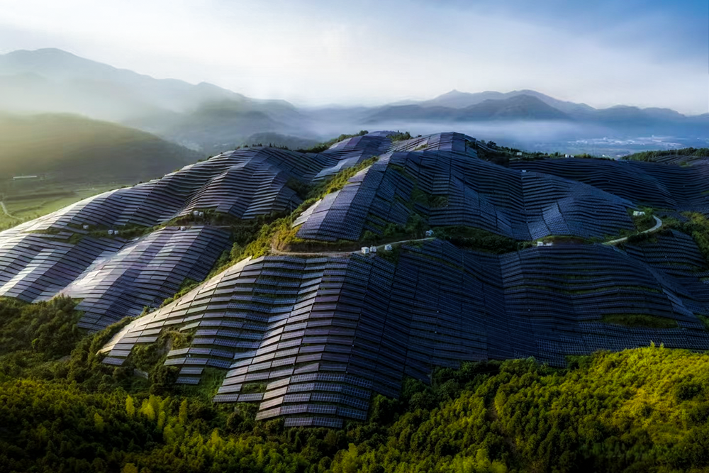 how does solar energy work