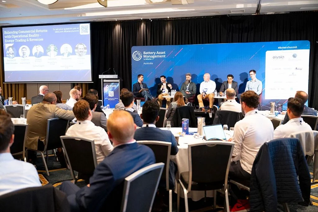Australia NEM BESS Squeeze: Arbitrage Profits Fall 85% in 2026