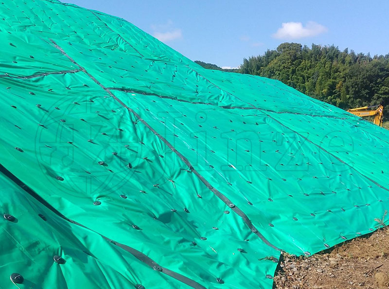Using tarps for construction sites