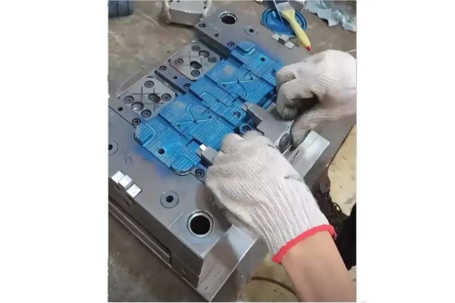 Injection Mold Moving Component and Wear Inspection Inspection of moving and wear-prone components in an injection mold