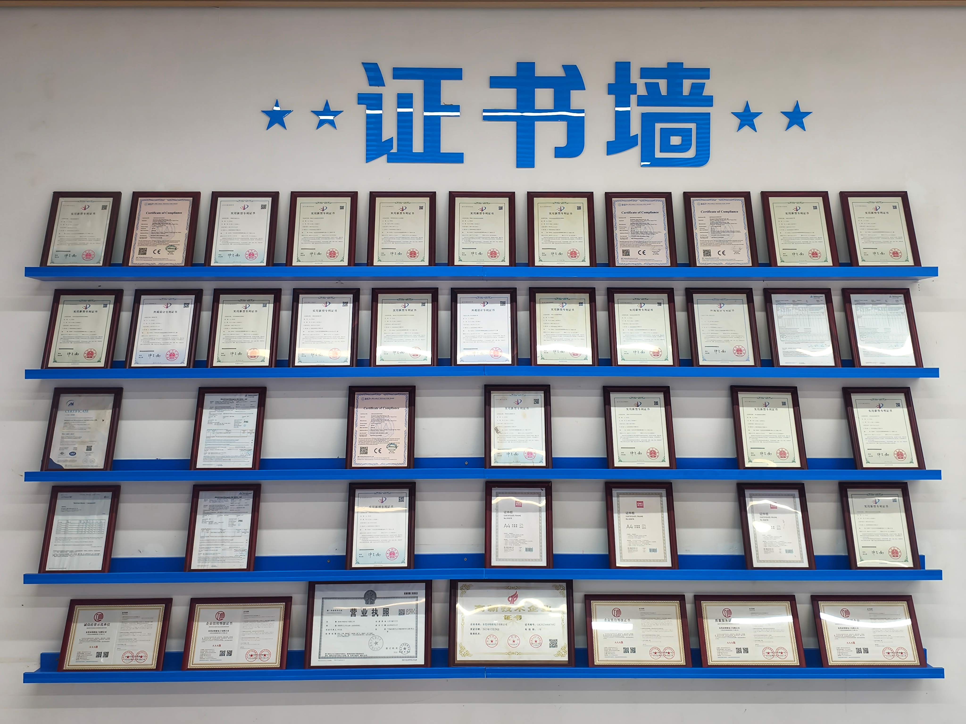 TELIAN specializes in high-performance PCB screw terminal blocks for photovoltaic inverters, battery storage, and industrial energy systems. Leading the market in Shenzhen and Dongguan with core terminal technology. Engineered for 1500V DC and 400A