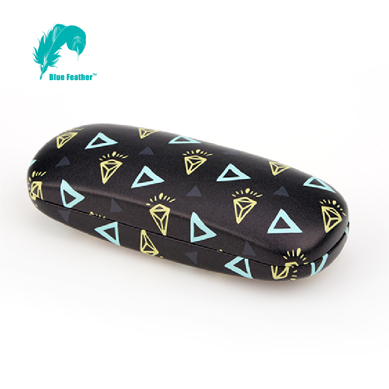 Durable Geometric Patterned Hard Eyewear Case for Modern Workplace