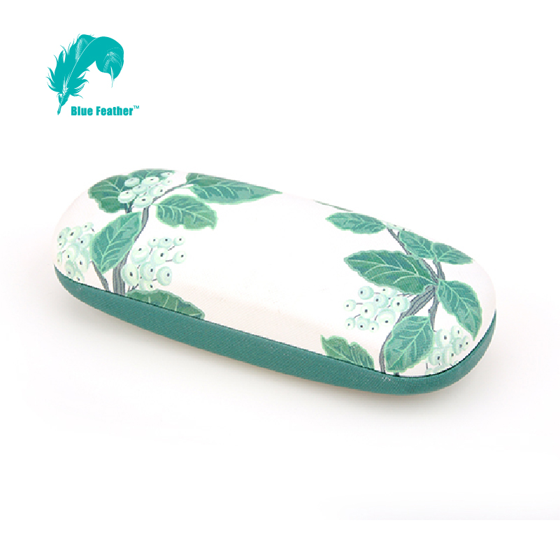 Vibrant Greenery Protective Case for Eyewear Storage on the Go