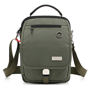 軍綠斜挎包