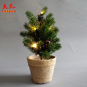 高品质的桌松树针灯电池模拟树灯led圣诞树灯为家庭聚会