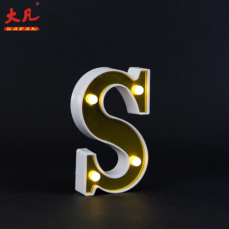 装饰Led巨型灯泡字母标志点亮字幕S字母为婚礼