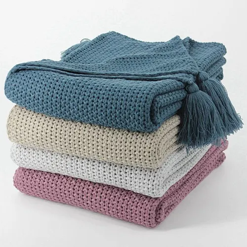 100% Acrylic Blanket Knit Throw Sofa Suitable for Adults Blanket With Fringes