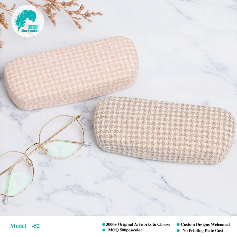 Hard eyeglass case