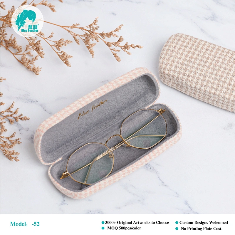 Hard eyeglass case