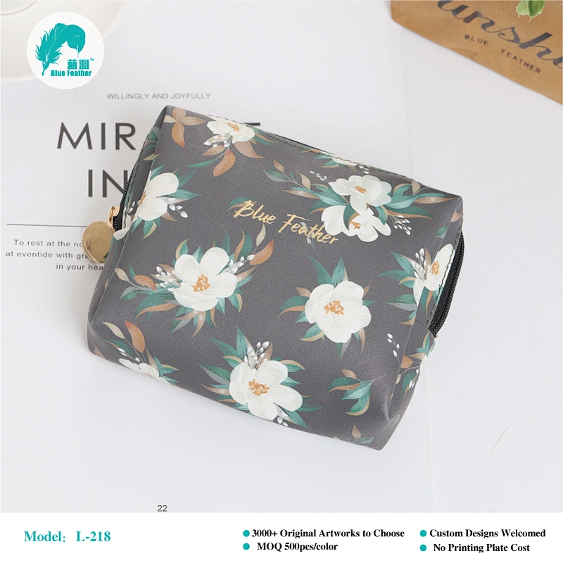 Cosmetic bag