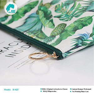 Cosmetic bag