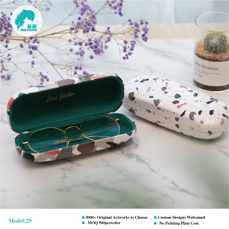 Custom hard shell glasses case