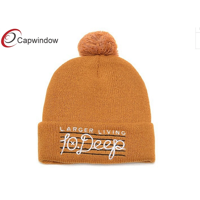 Flat Embroidery Logo Skiing Beanie Winter Hats With A Pompon On Top