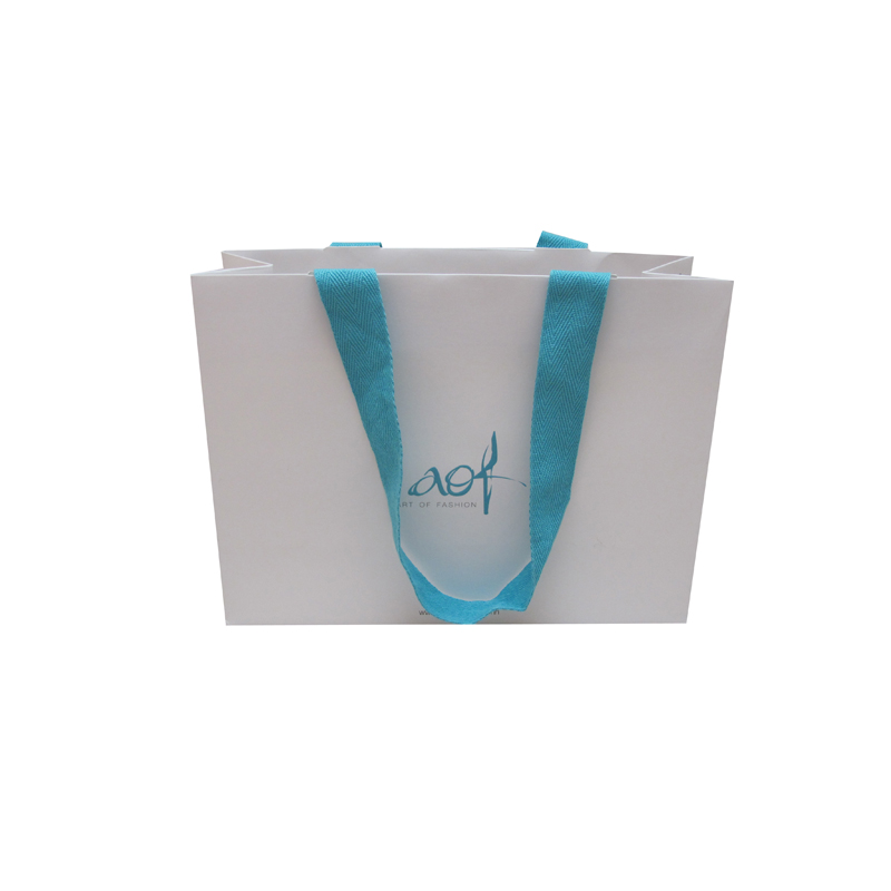 Luxury jewelery paper bags with blue ribbon rope
