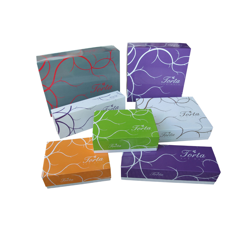 Elegant food packaging box with insert