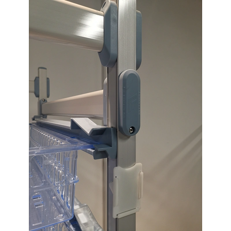 Estantes de almacenamiento de luz ajustables en aluminio
