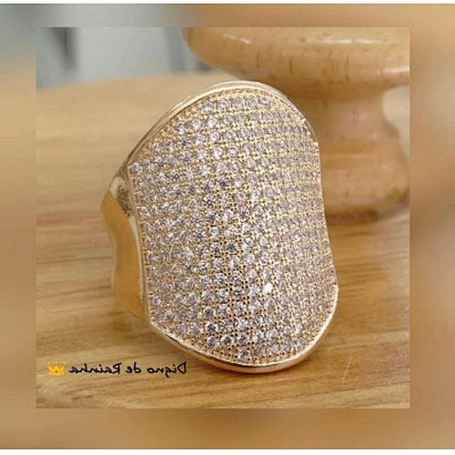 gold zircon ring