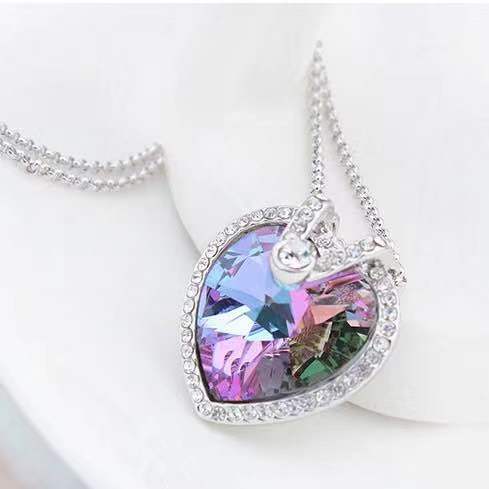 gem necklace stone