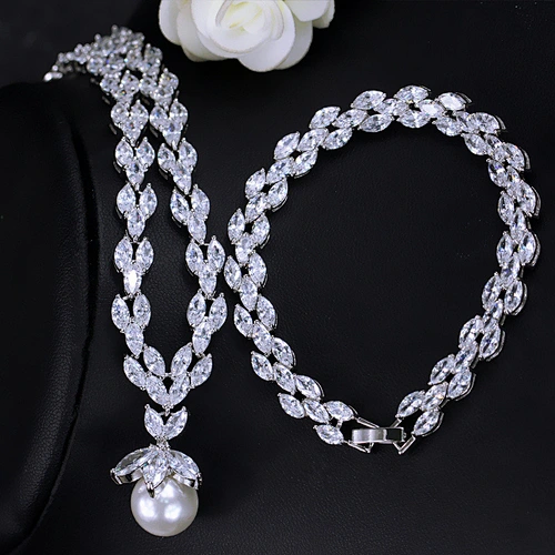 necklace earing