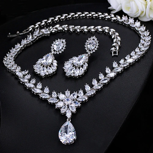 diamond bridal necklace set
