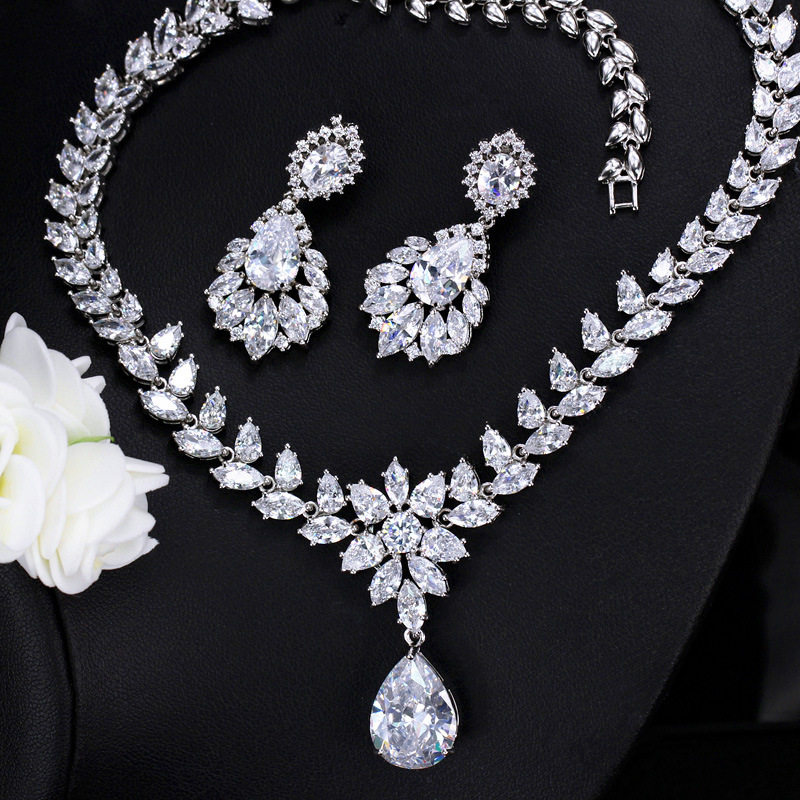 diamond necklace constellation pendant